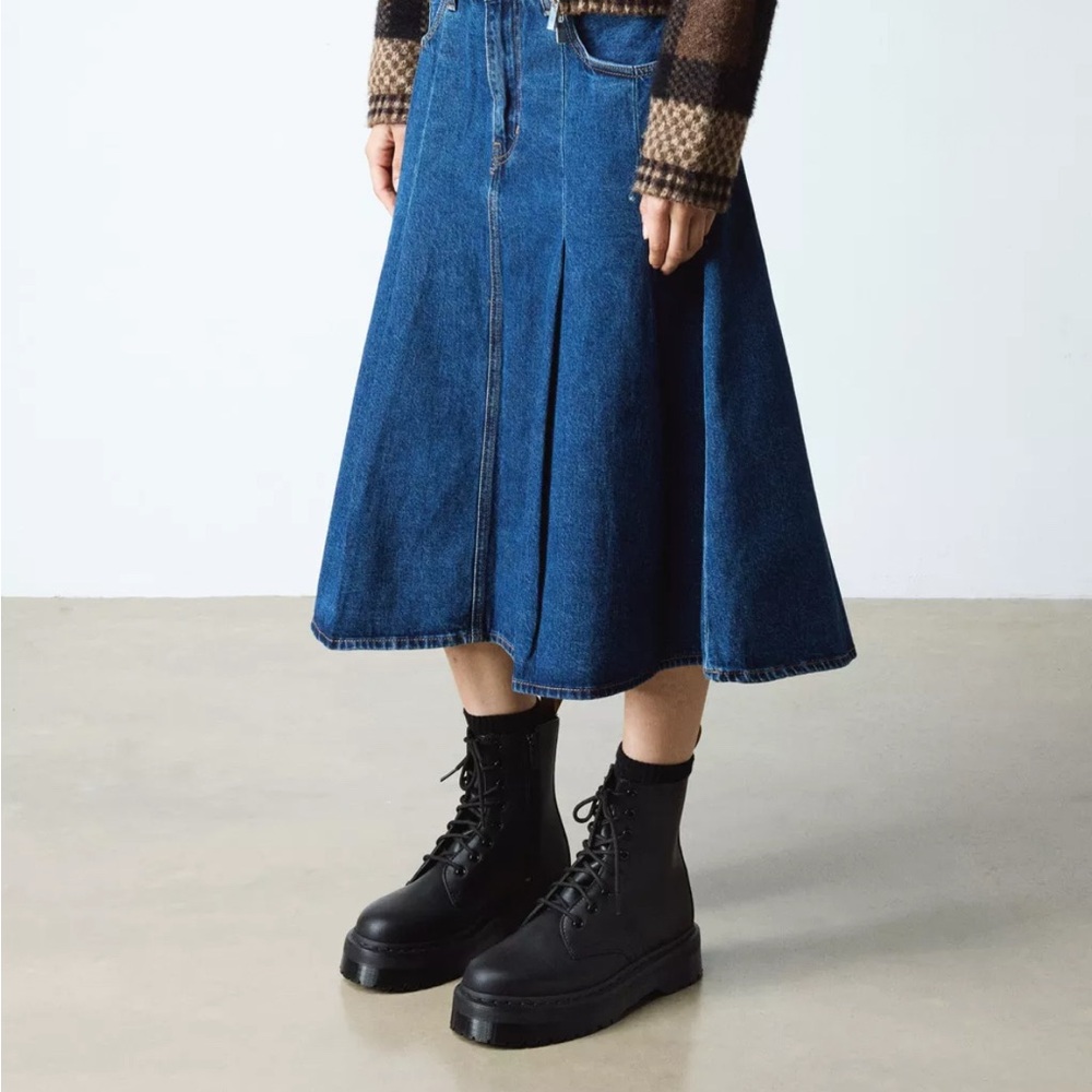 DR. MARTENS VEGAN JADON II BOOT MONO PLATFORMS SIZE 9